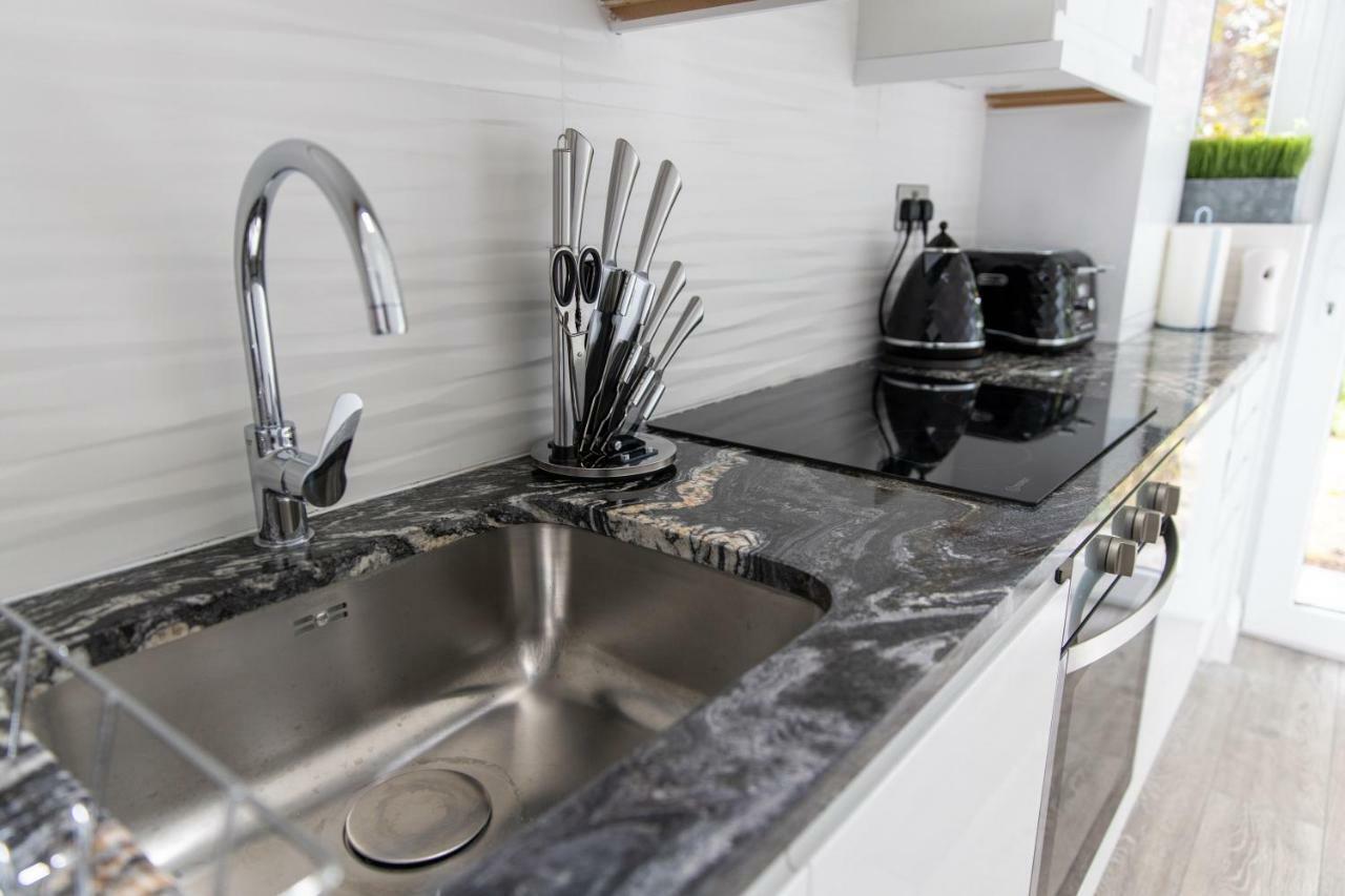 London Northwick Park Serviced Apartments By Riis Property Harrow Exterior foto